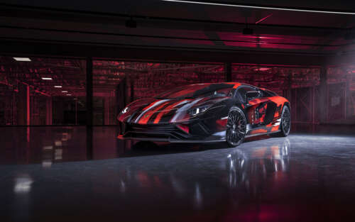 Um elegante e potente supercarro Lamborghini Aventador S, com um design aerodinâmico... 7680x4800