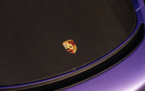 Um Porsche GT3 RS, um carro desportivo de alto desempenho, que exibe as suas características... 7680x4800